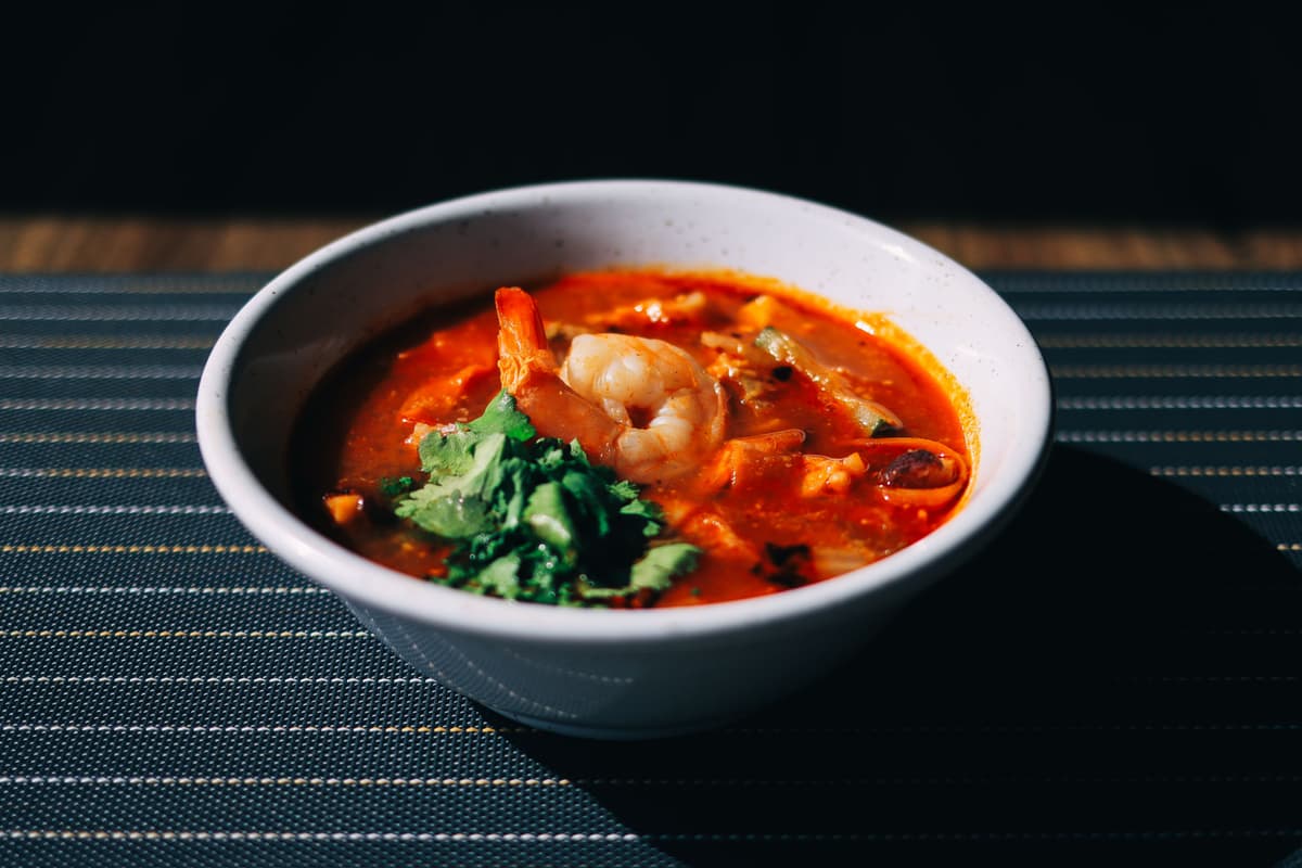 แกงส้มชะอมกุ้ง